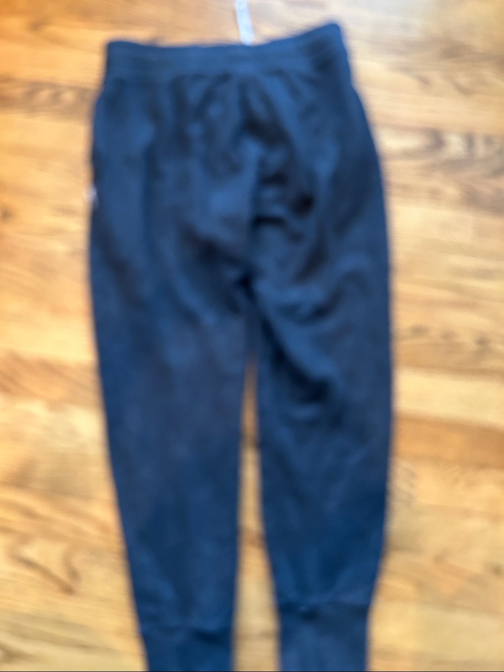 EUC Pink Victoria Secret Fleece Joggers size small - Picture 3 of 3